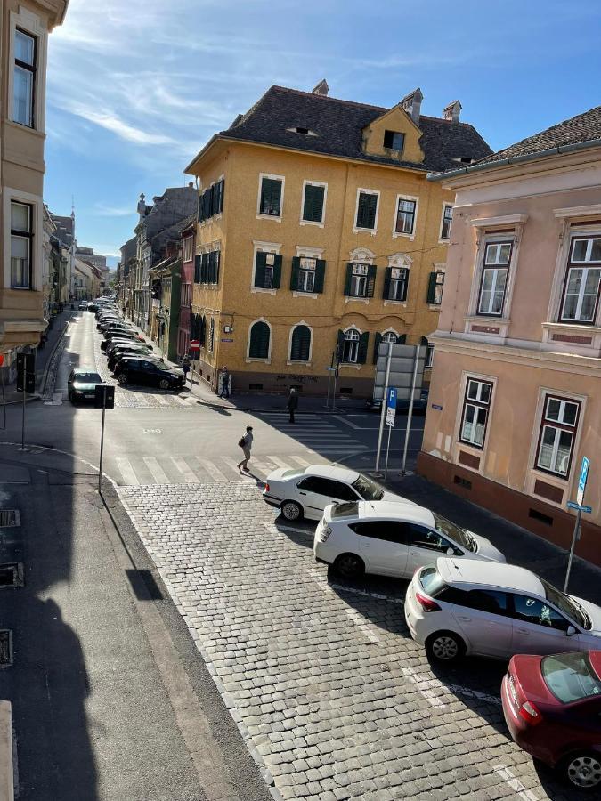 1501 Wergass 18 Apartman Nagyszeben Szoba fotó